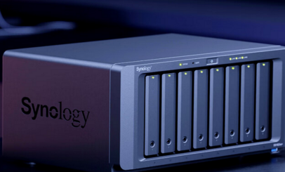 (Synology)DS1823xs+企业级八盘位NAS磁盘列阵网络存储服务器私有云备份一体机44TB版(含8块群晖HAT531018TB)