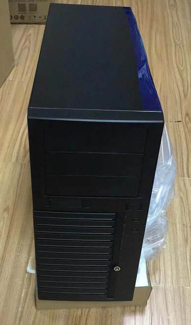 勤诚10569塔式服务器：AMD 7763 *2（AMD 高塔散热器）、超微H12DSI-N6主板、ST4000NM000A机械硬盘*2+三星9A1   1T M2固态、Samsung/SKY/MKDDR432GB2666RECC纠错内存*共512G、NVIDIA A6000 48G显卡、长城2000W服务器电源